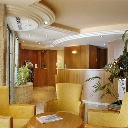 Hotel Massenet ニース エクステリア 写真
